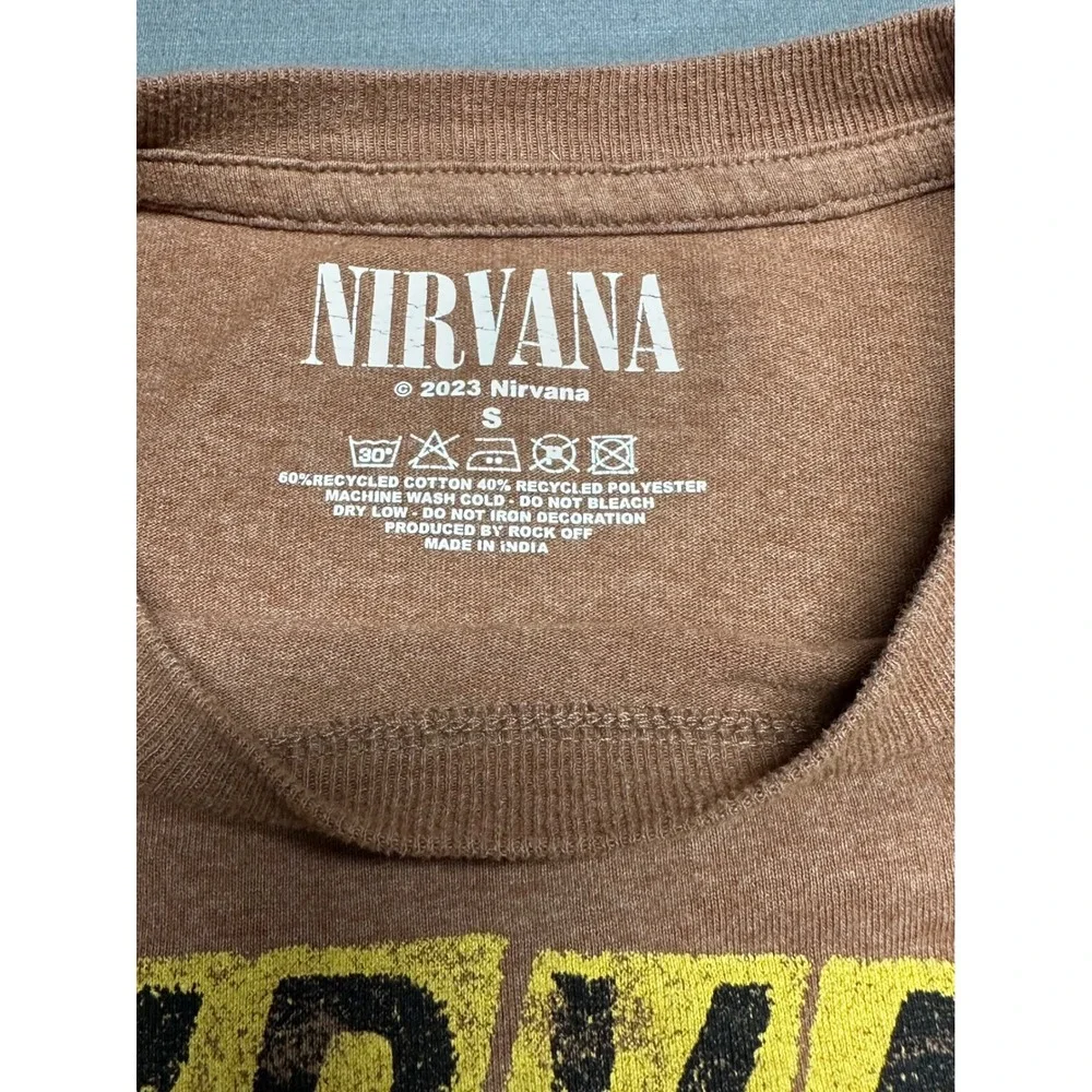 Nirvana Incesticide Graphic T-Shirt Mens Small Heather Brown Rock Off 2023 Band - Picture 5 of 6